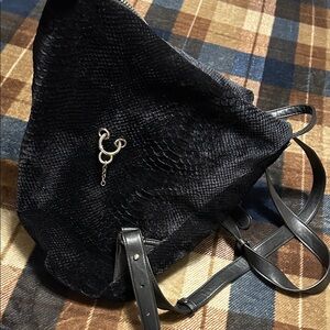 Chic Black Textured Women's Backpack